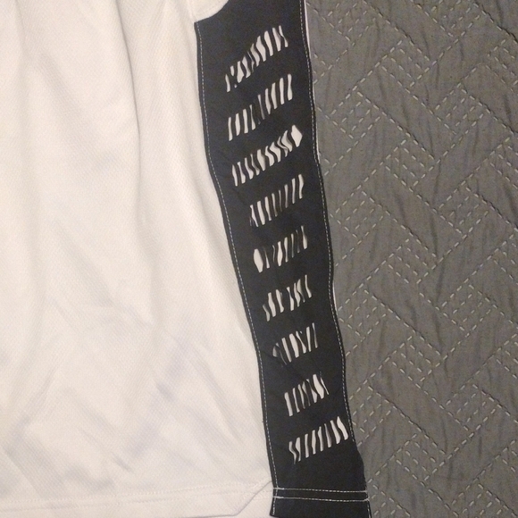 White and Black Men's Gym Shorts​​ - Picture 2 of 4